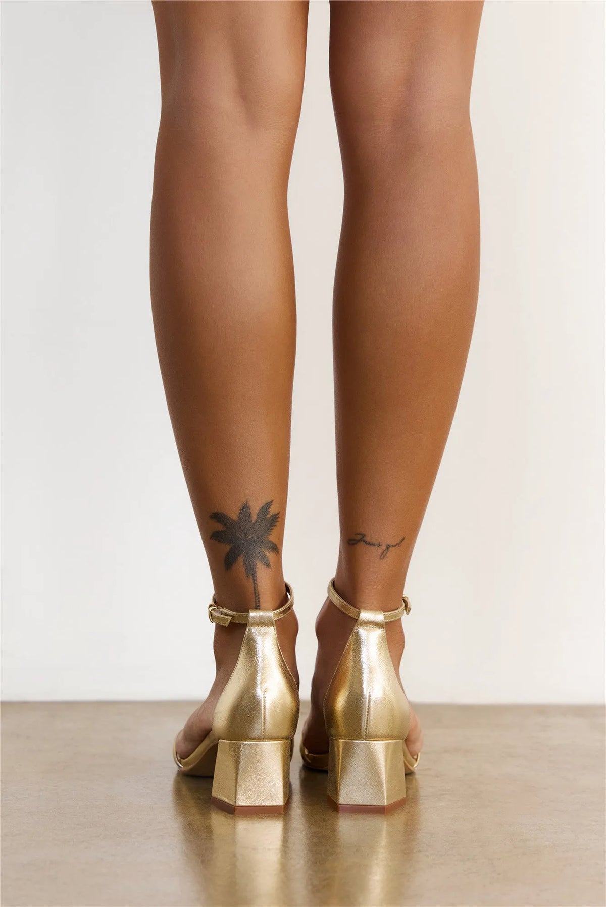 Gold/bronze