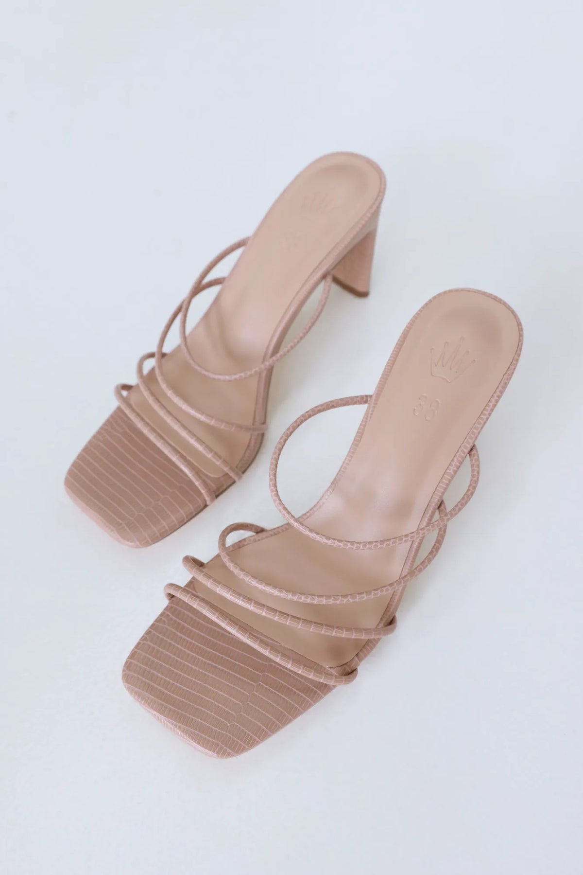 Beige/cream