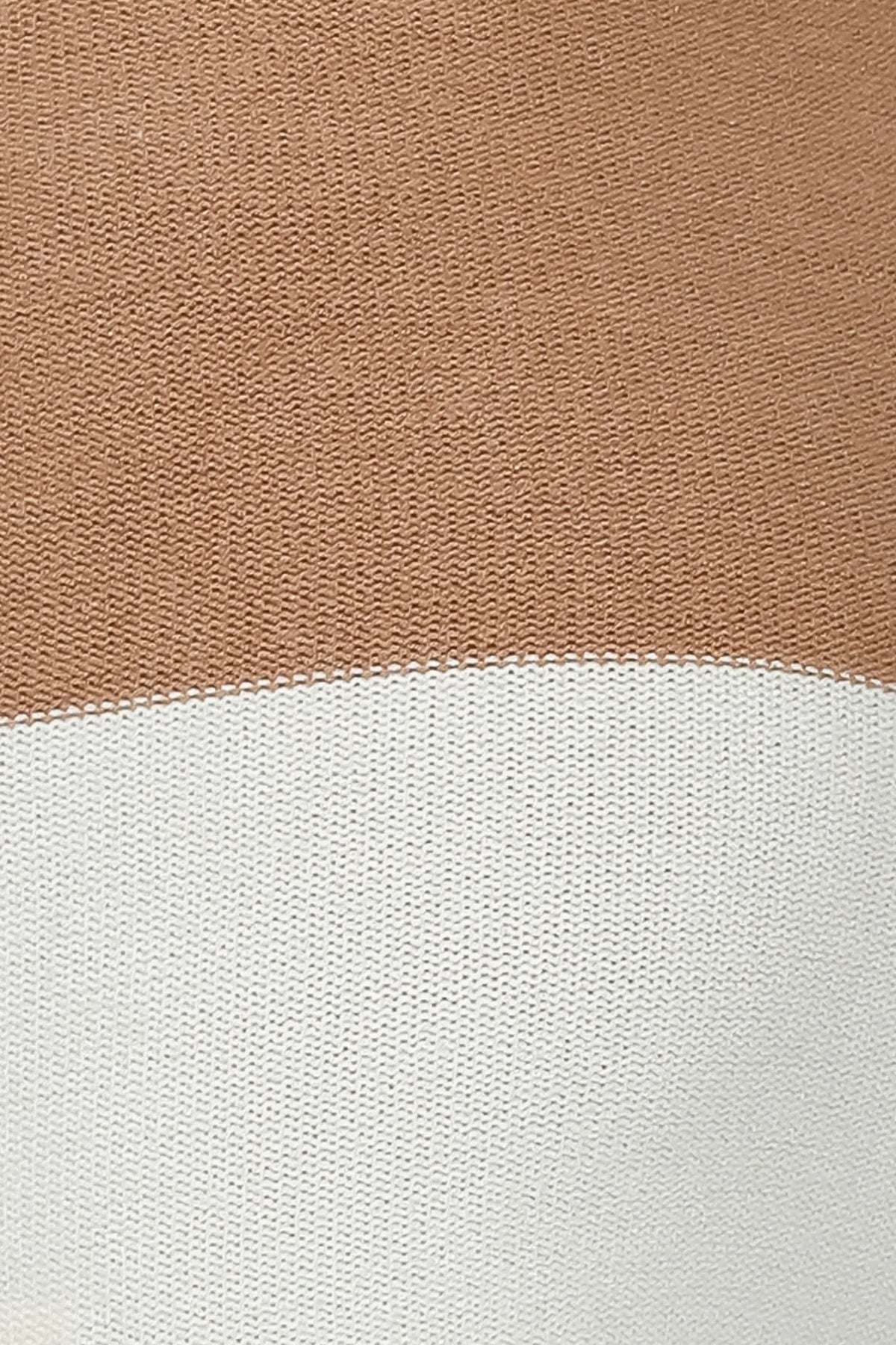 Beige/cream