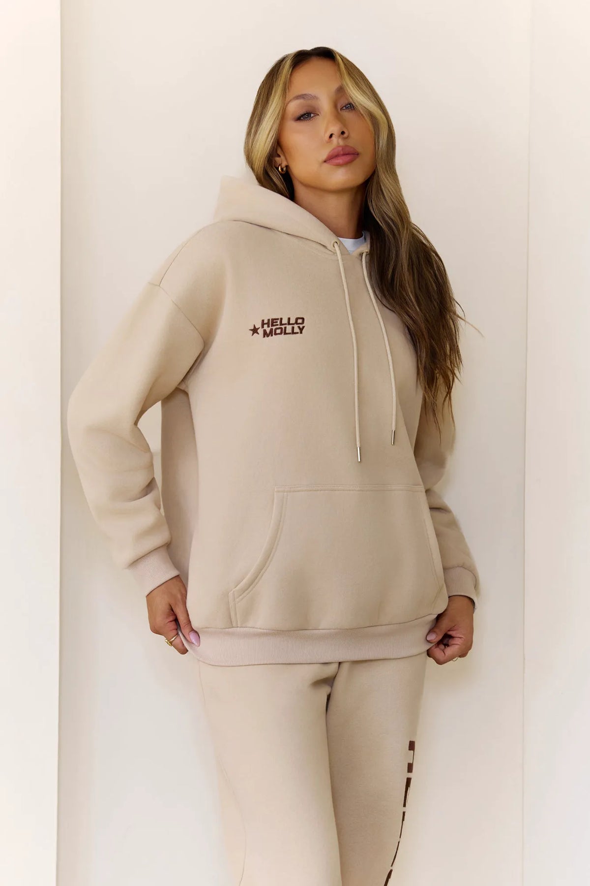 Beige/cream