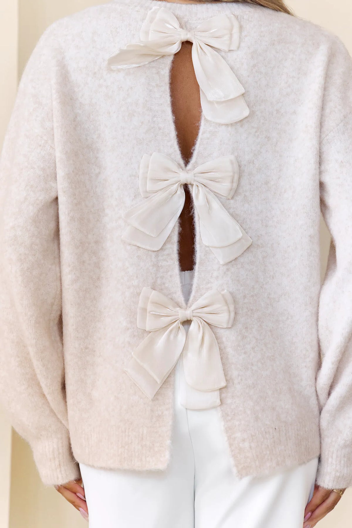Beige/cream