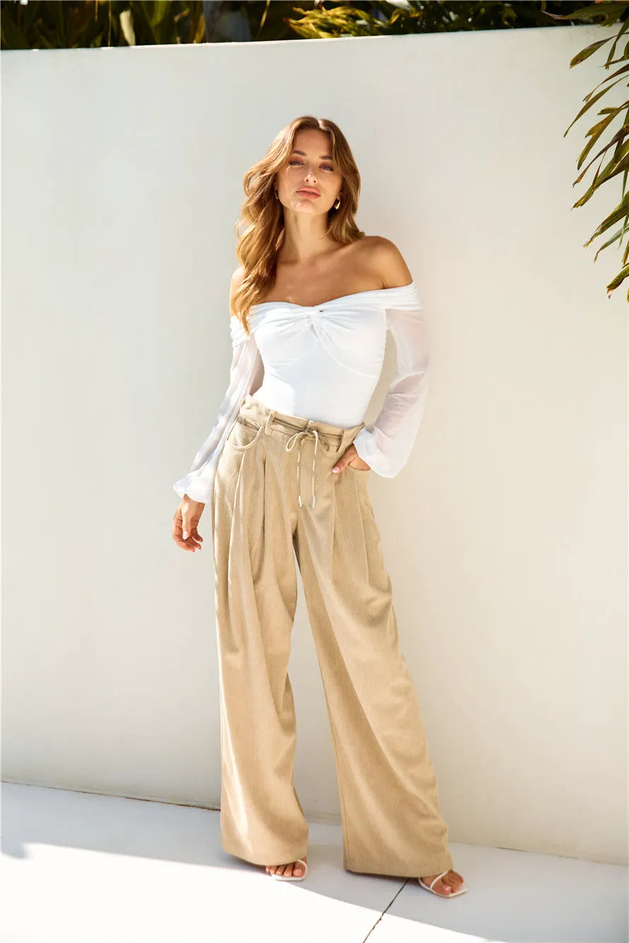 Beige/cream