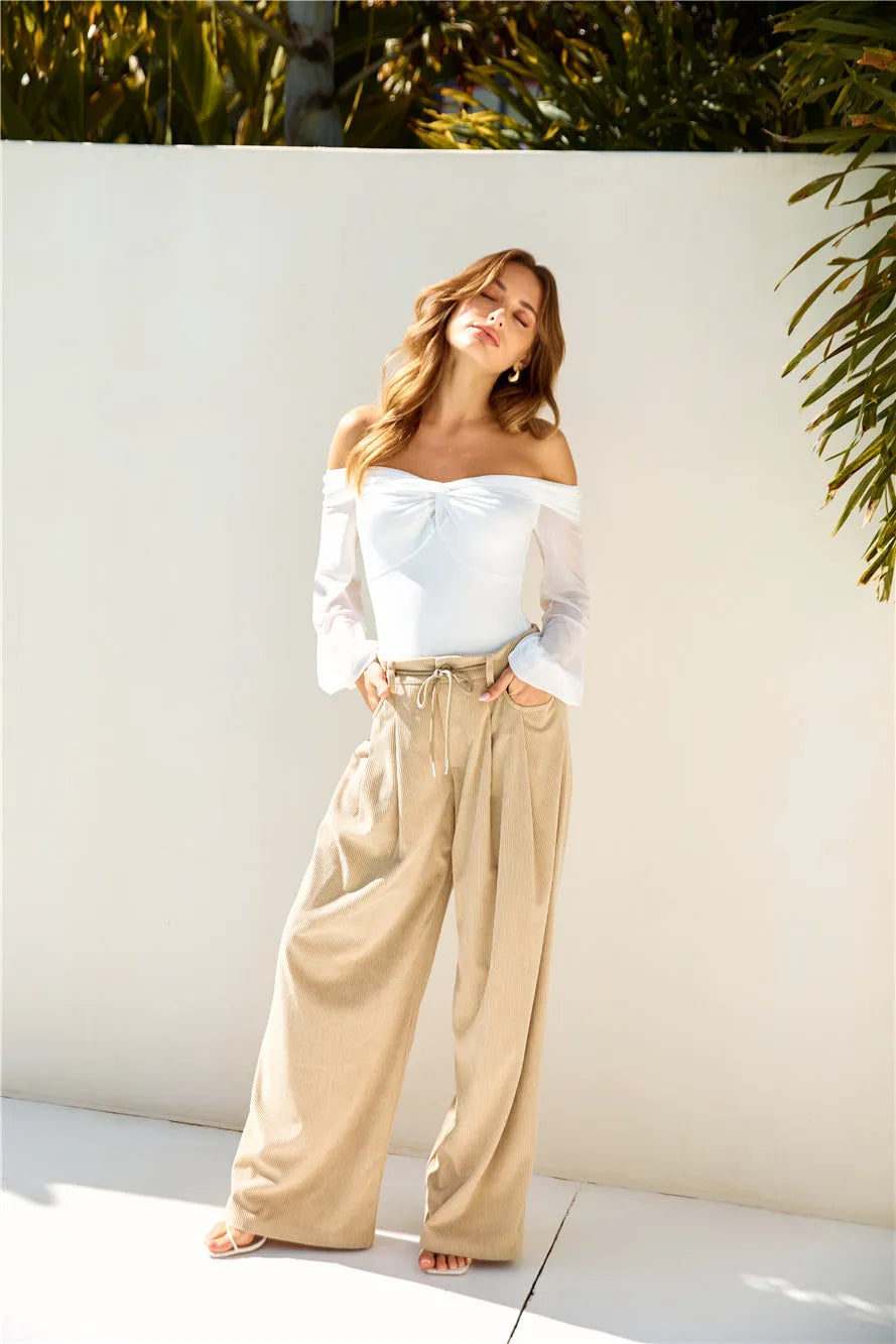 Beige/cream