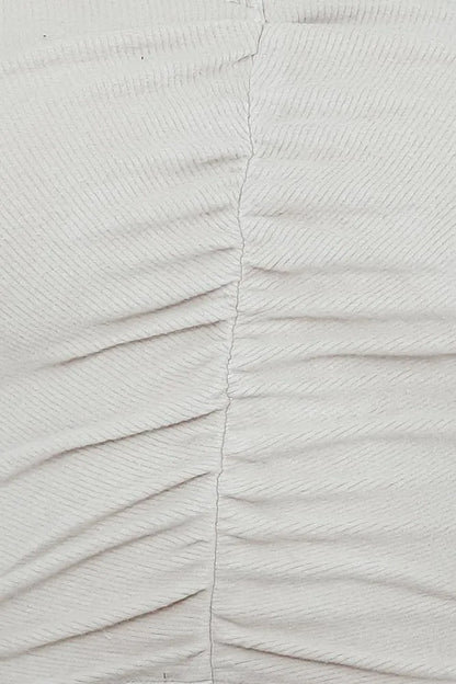 Beige/cream