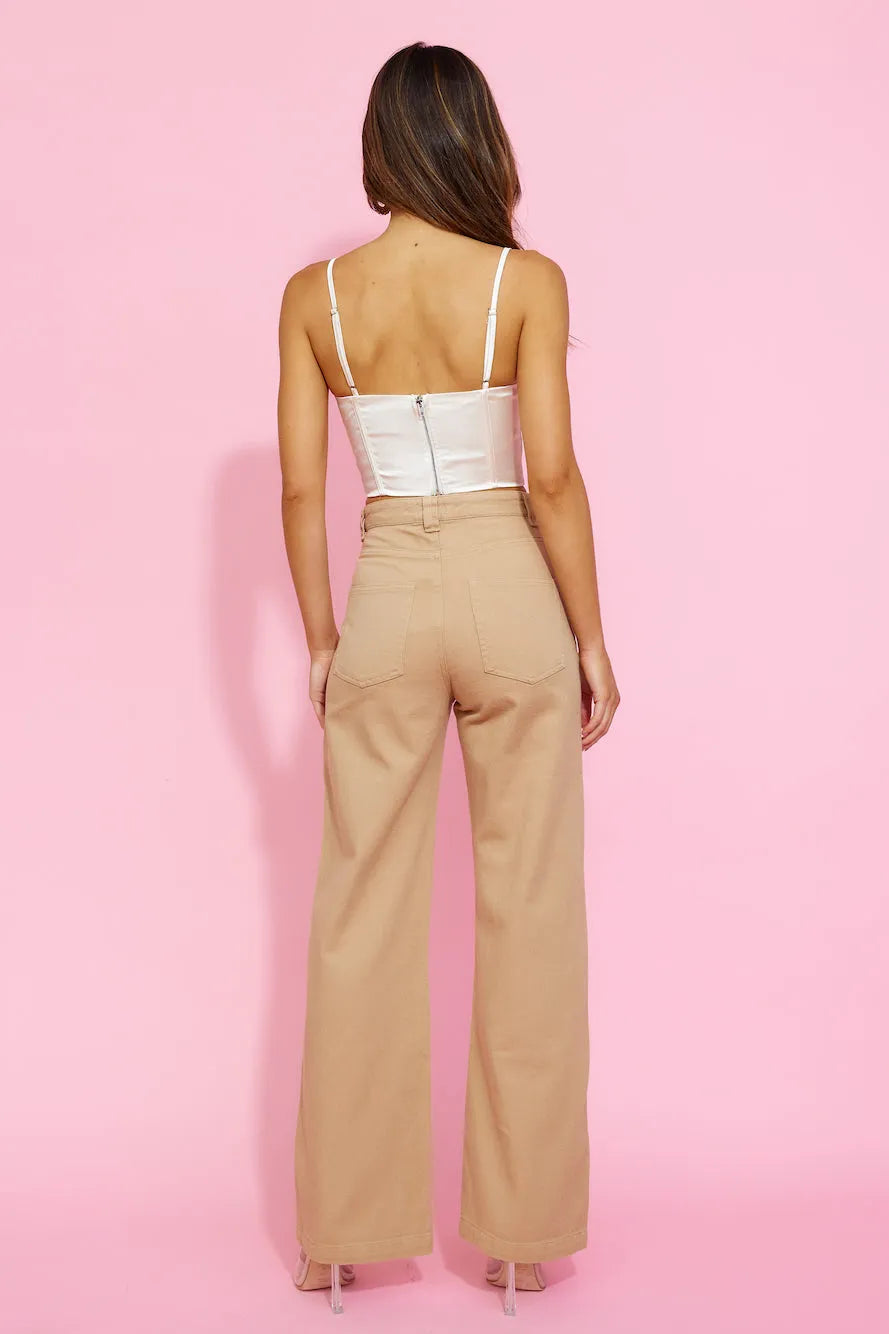 Beige/cream