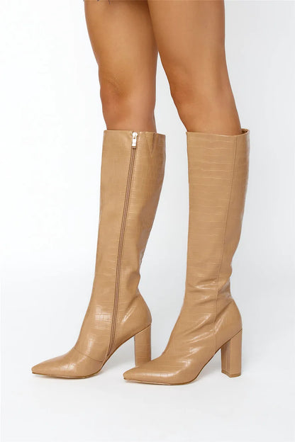 Beige/cream