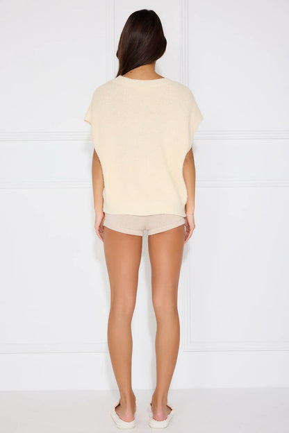 Beige/cream