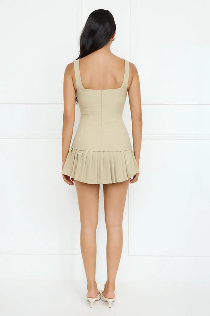 Beige/cream