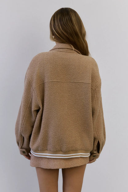 Beige/cream