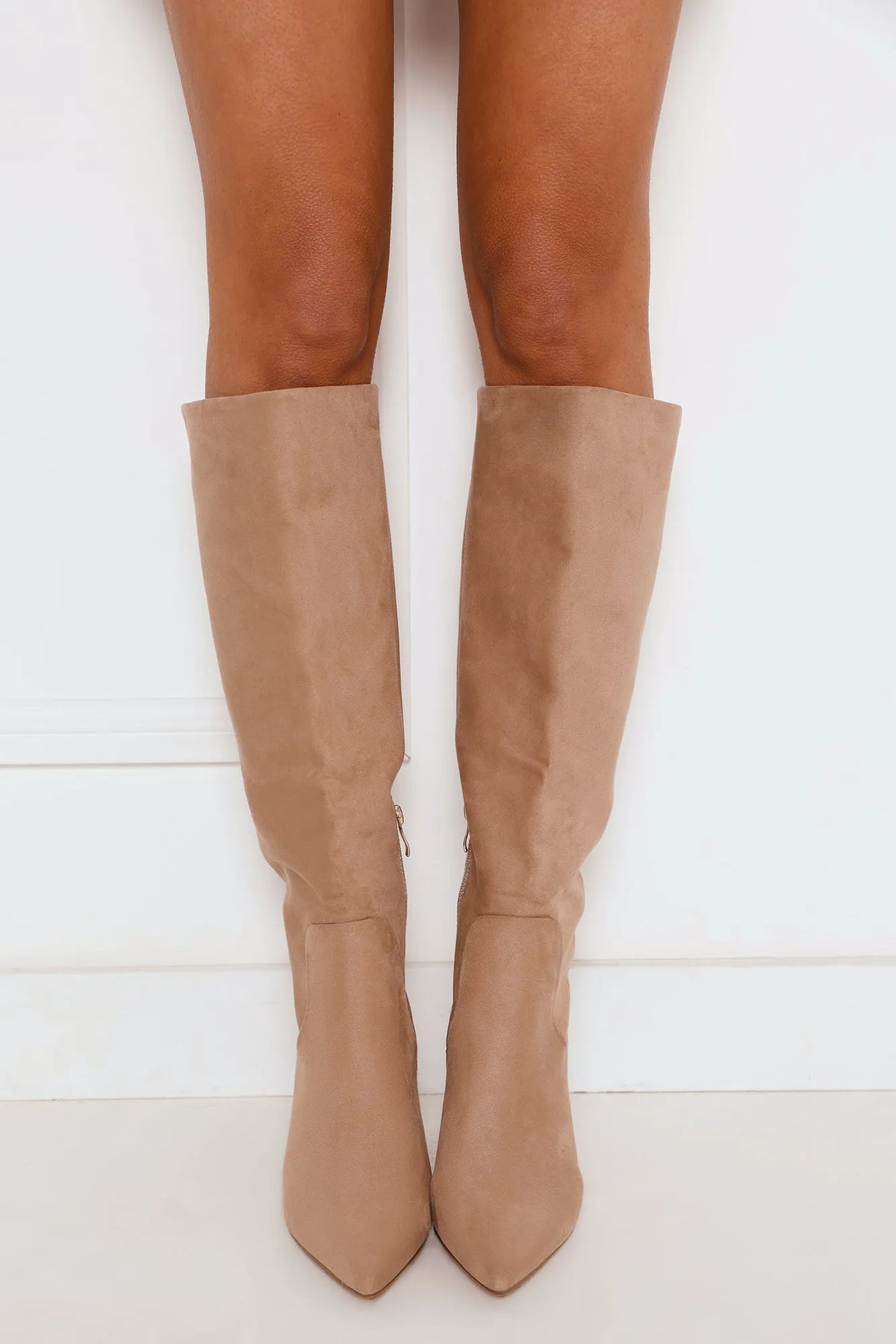 Beige/cream