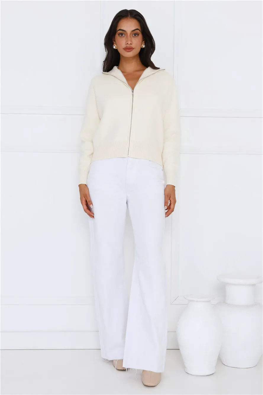 Beige/cream