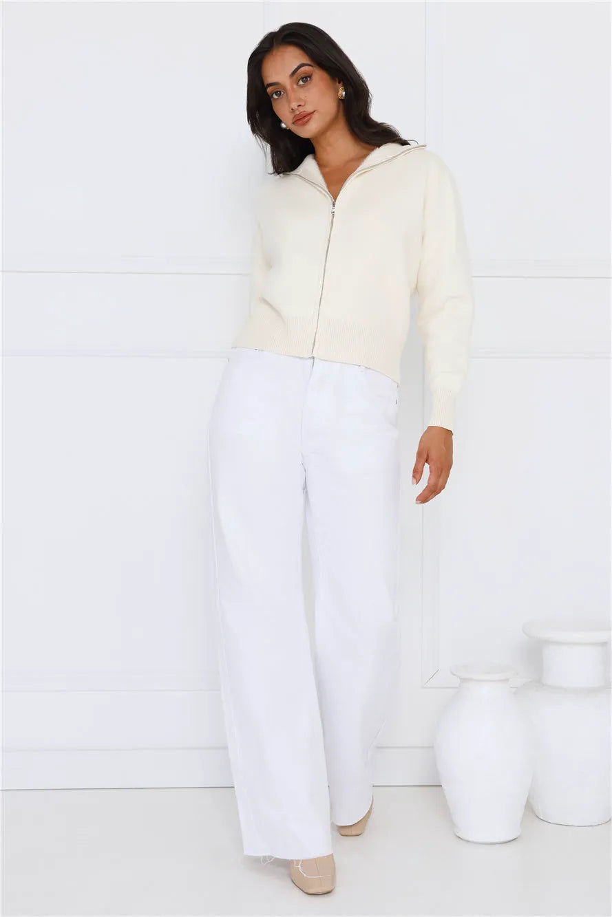 Beige/cream