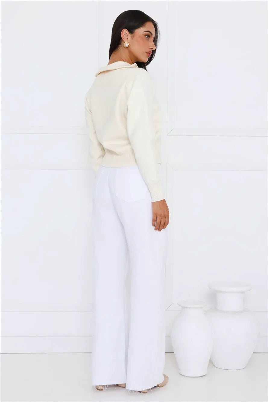 Beige/cream