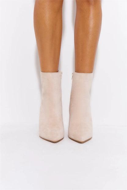 Beige/cream