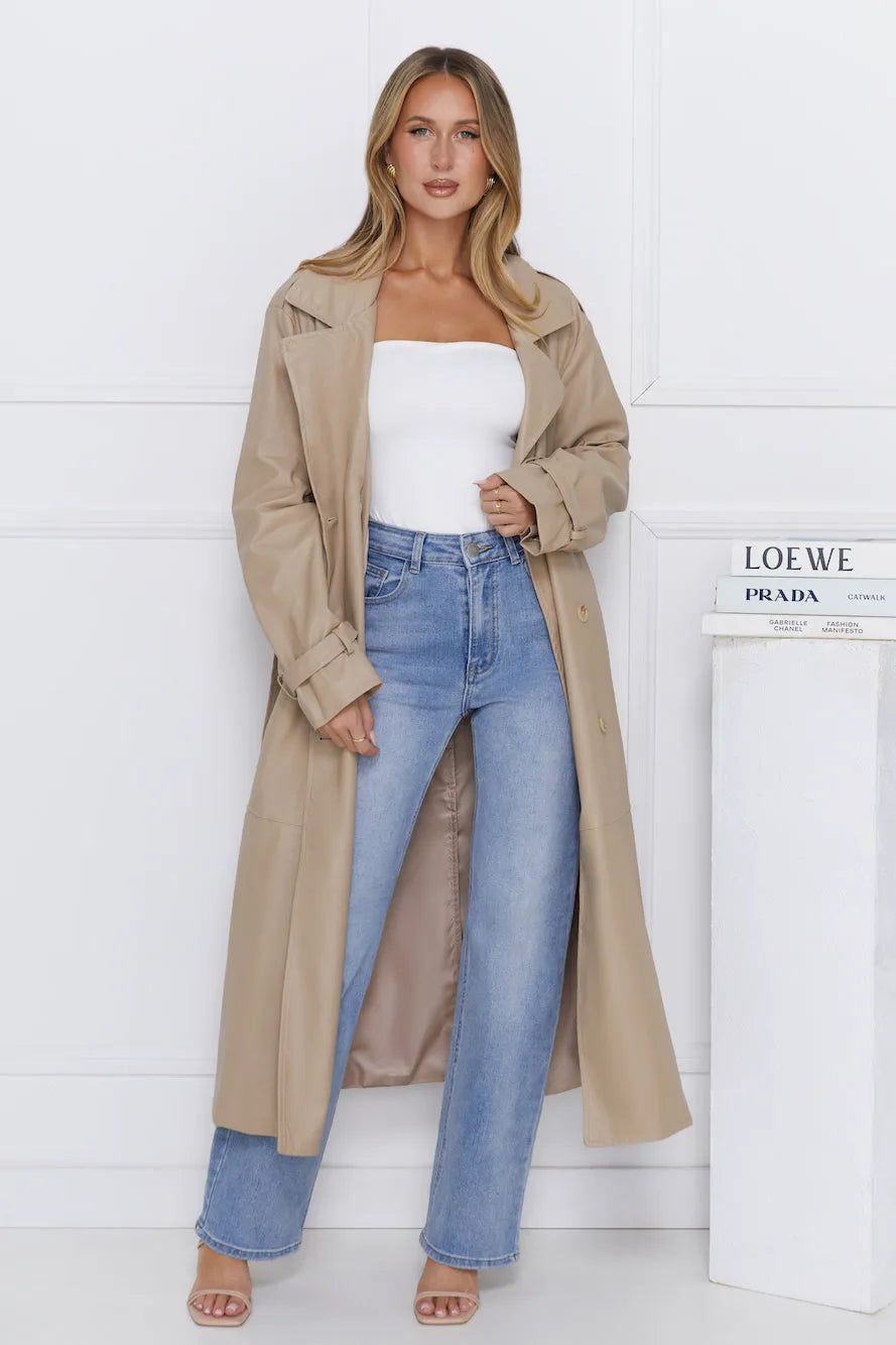 Beige/cream