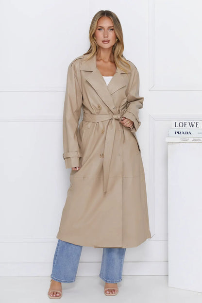 Beige/cream
