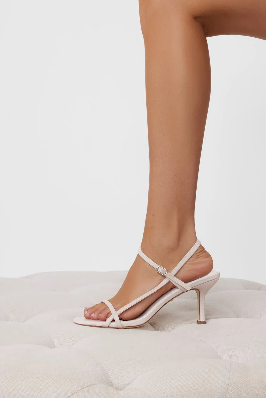 Beige/cream