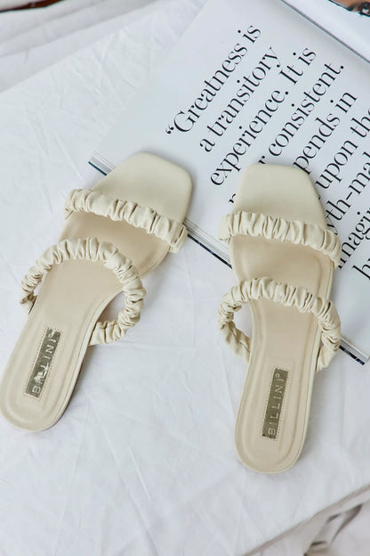Beige/cream