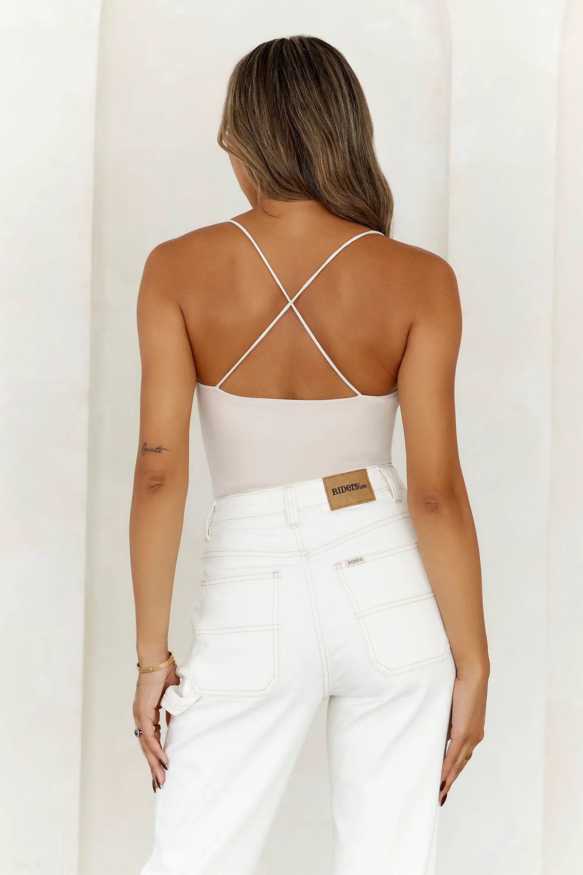 Beige/cream