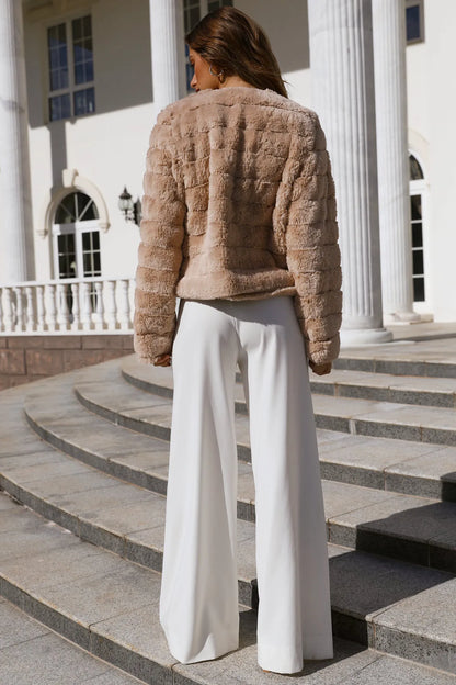 Beige/cream